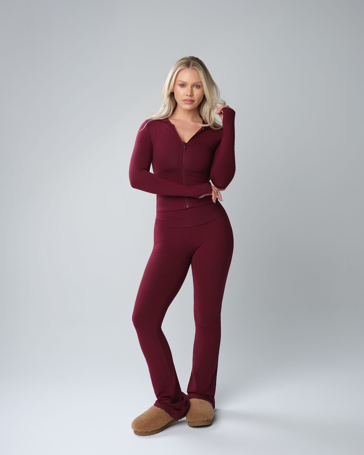 SEAMLESS FOLD OVER PANTS (BURGUNDY)