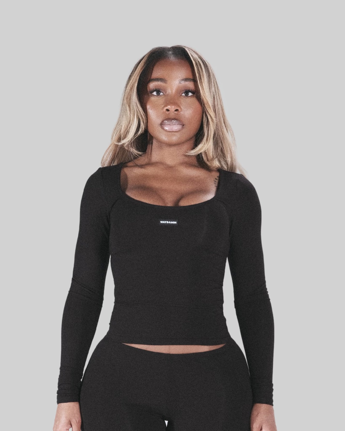BASICS BOATNECK TOP (BLACK)