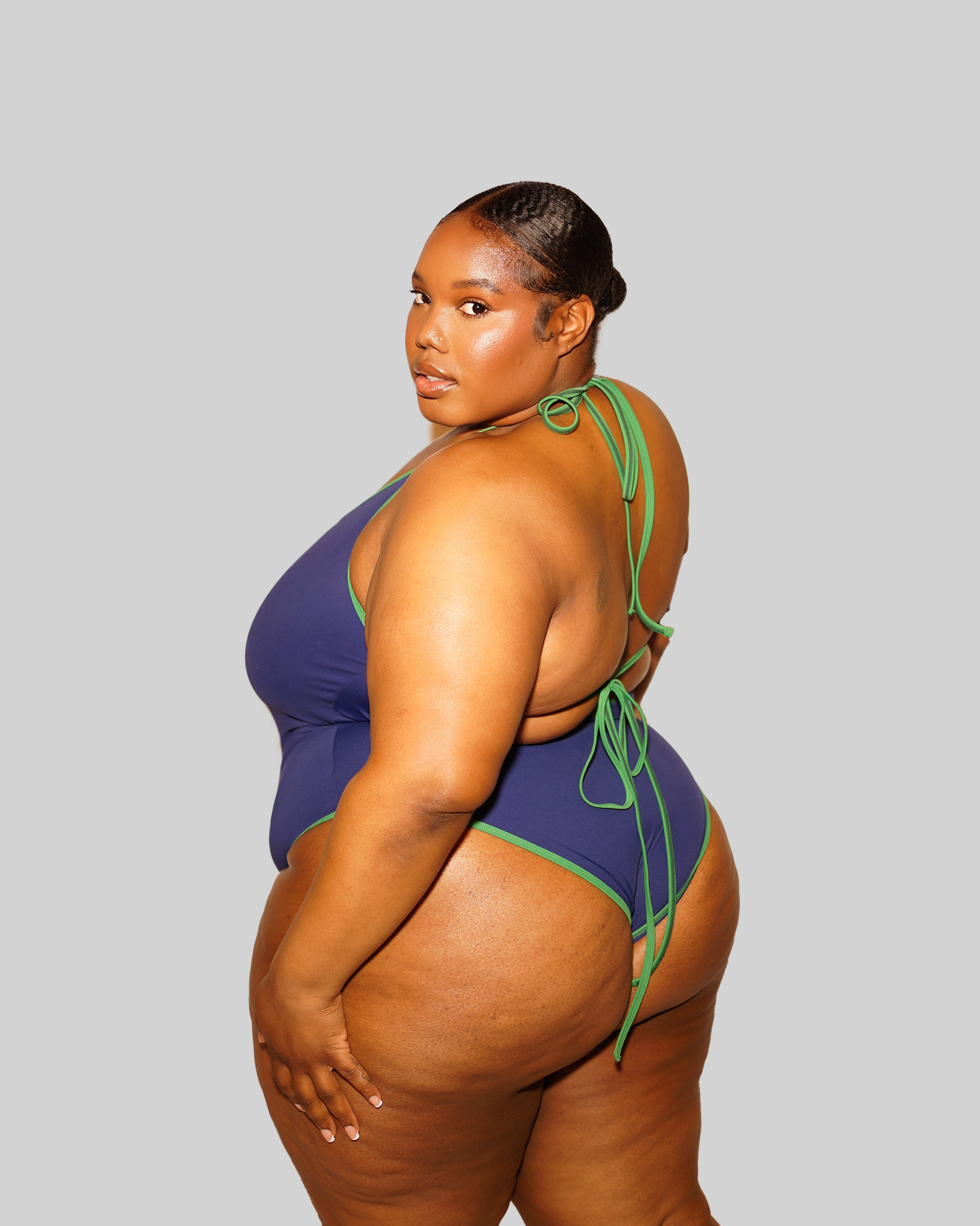 SCUBA HALTER ONE-PIECE SWIM